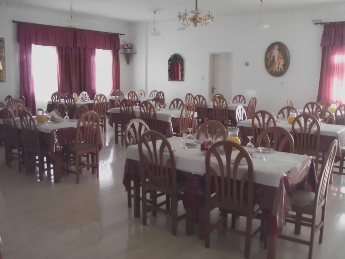 Nikos Hotel Картерадос Екстериор снимка