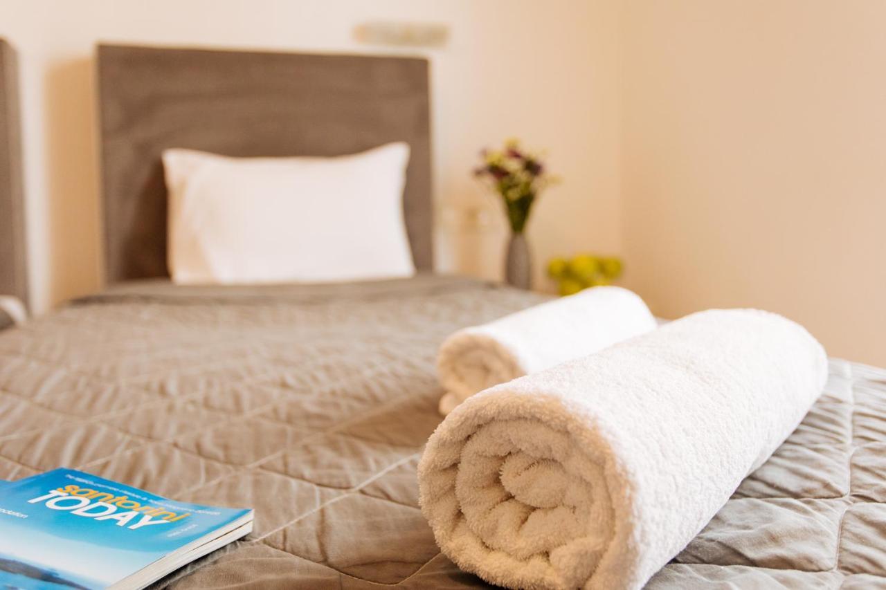 Nikos Hotel Картерадос Екстериор снимка