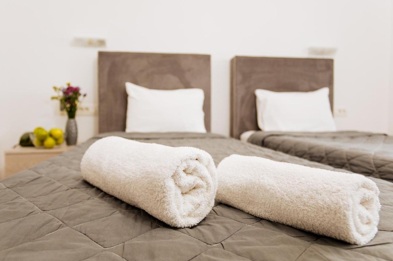 Nikos Hotel Картерадос Екстериор снимка