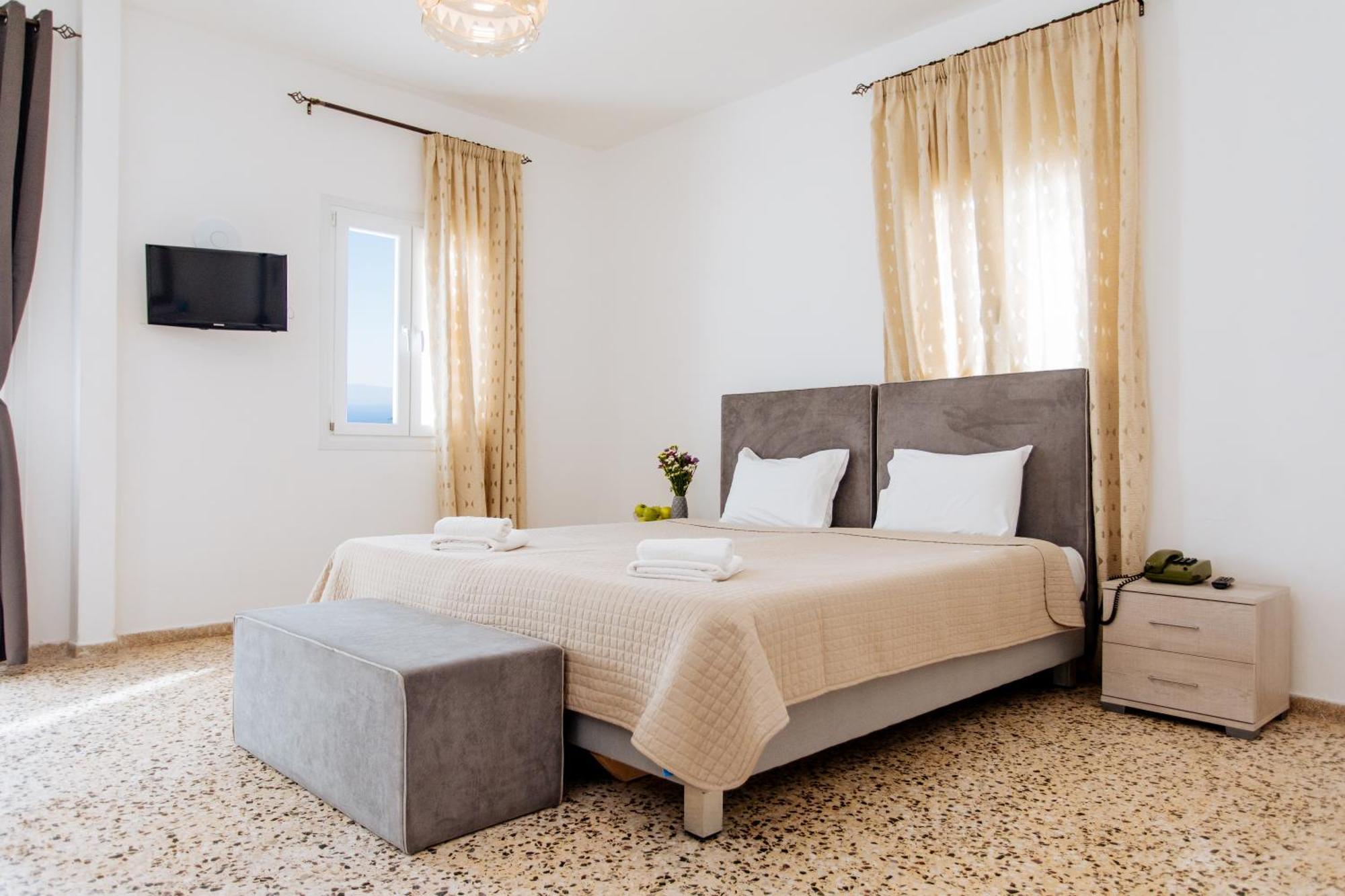 Nikos Hotel Картерадос Екстериор снимка